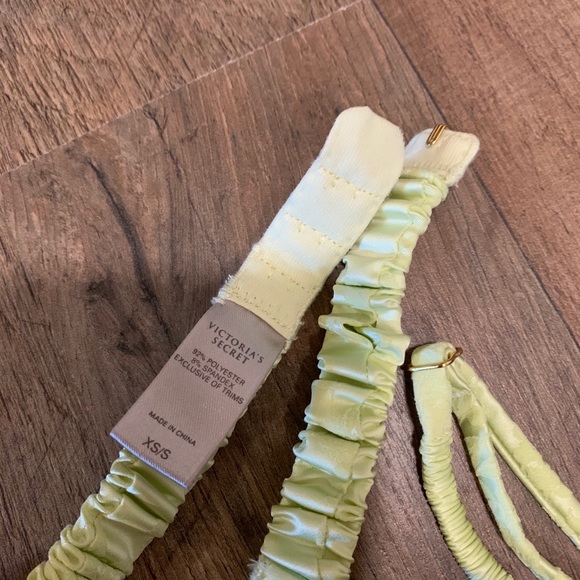 VS Vintage Floral Designer Bow Garter Belt - Picture 10 of 10